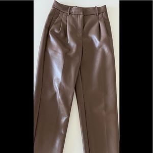 Aritzia Wilfred vegan leather pants size 6. High waisted. Like new.